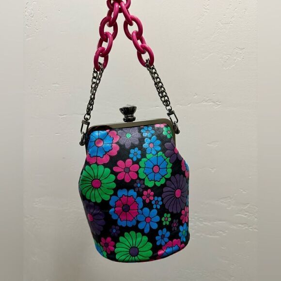 Colorful Floral Genuine Leather Diamond Shaped Push-lock Bucket Bag/Crossbody - Picture 3 of 16